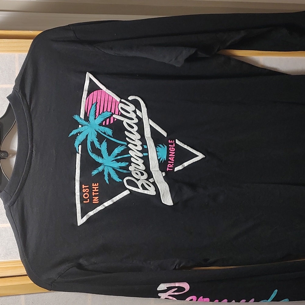NWT Division long sleeve crew neck top size large - Picture 5 of 5
